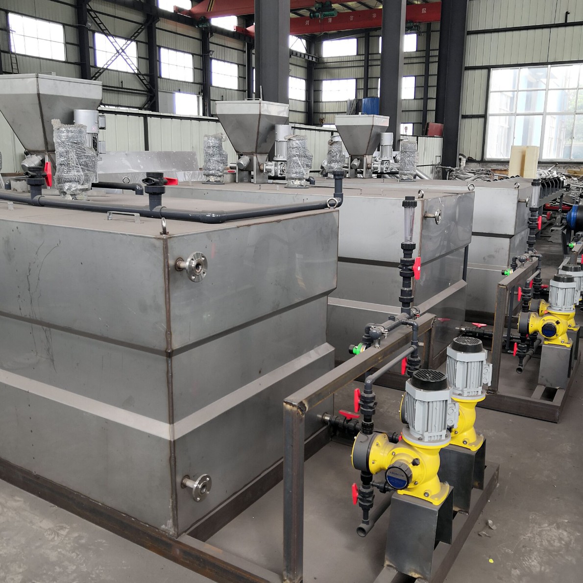 污水處理篩網(wǎng)、格柵過(guò)濾的作用是什么-樂(lè)中環(huán)保